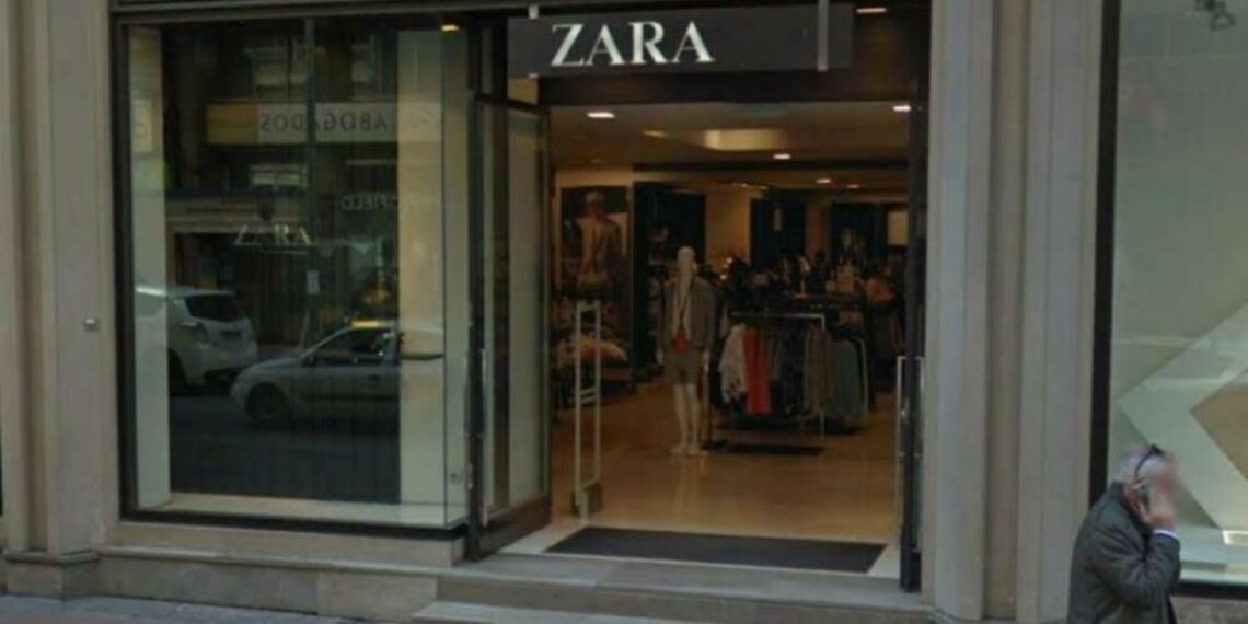 El vestido verde de Zara compra obligada según las expertas en moda y Vicky Martín Berrocal ya lo tiene