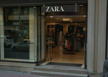 El vestido verde de Zara compra obligada según las expertas en moda y Vicky Martín Berrocal ya lo tiene
