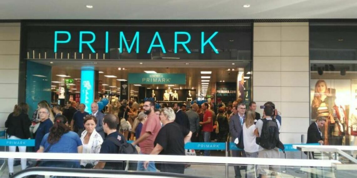 Las populares botas de Primark esta Navidad gracias a Sara Carbonero y que tienen lo mejor de las más costosas siendo muy baratas