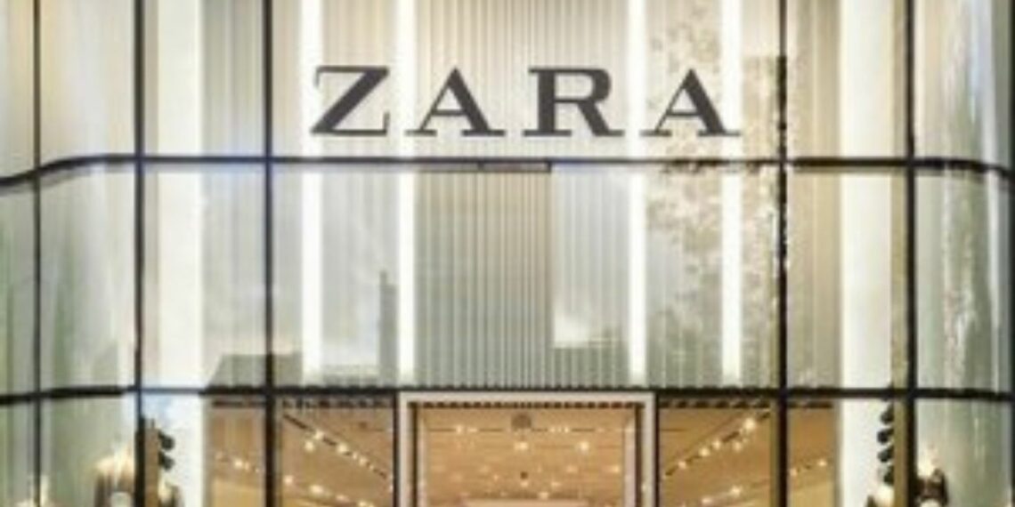 Zara nos ofrece un vestido que parece de la alfombra roja de Hollywood y será de lo más solicitado en rebajas