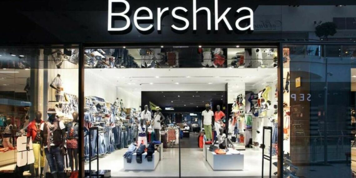 Bershka rescata los vaqueros clásicos que viste cientos de veces en películas de Hollywood de los años 70