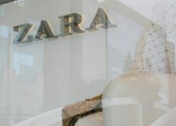 El vestido de Zara drapeado con el que triunfarás
