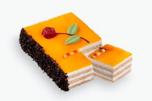 La novedad de Mercadona es una tarta para celebrar el día de San Jordi