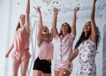 Rebajas en Women's Secret  la mejor colección de pijamas de verano 