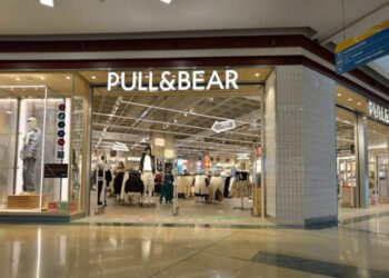 Pull&Bear tiene la sobrecamisa de hombre que vas a querer tener por 16 euros