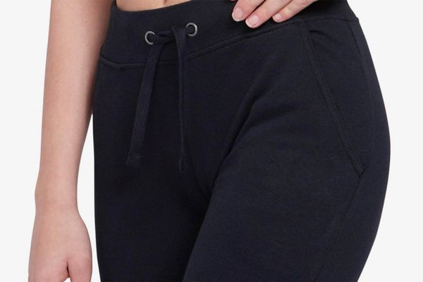 El pantalón de Decathlon para mujer que te mantendrá calentita este otoño