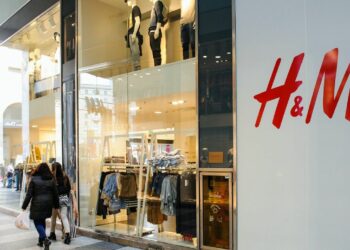 El chollo de H&M es un vaquero que  cuesta menos de 8 euros