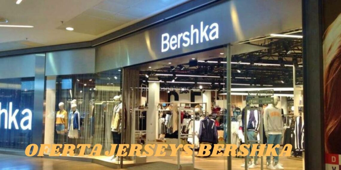 En Bershka tienes el jersey oversize de rayas perfecto para navidad por menos de 23 euros