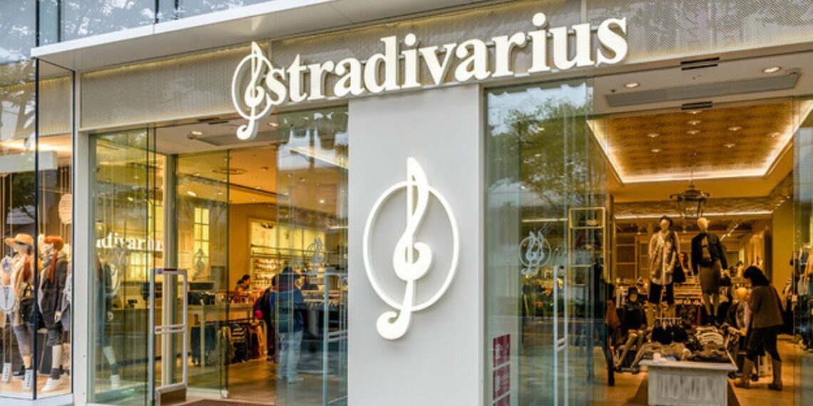Descubre el vestido Stradivarius por menos de 10 euros que te dejará sin aliento