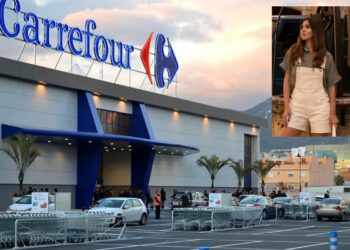Mery Turiel apuesta por el peto vaquero corto de Carrefour para llevar este verano
