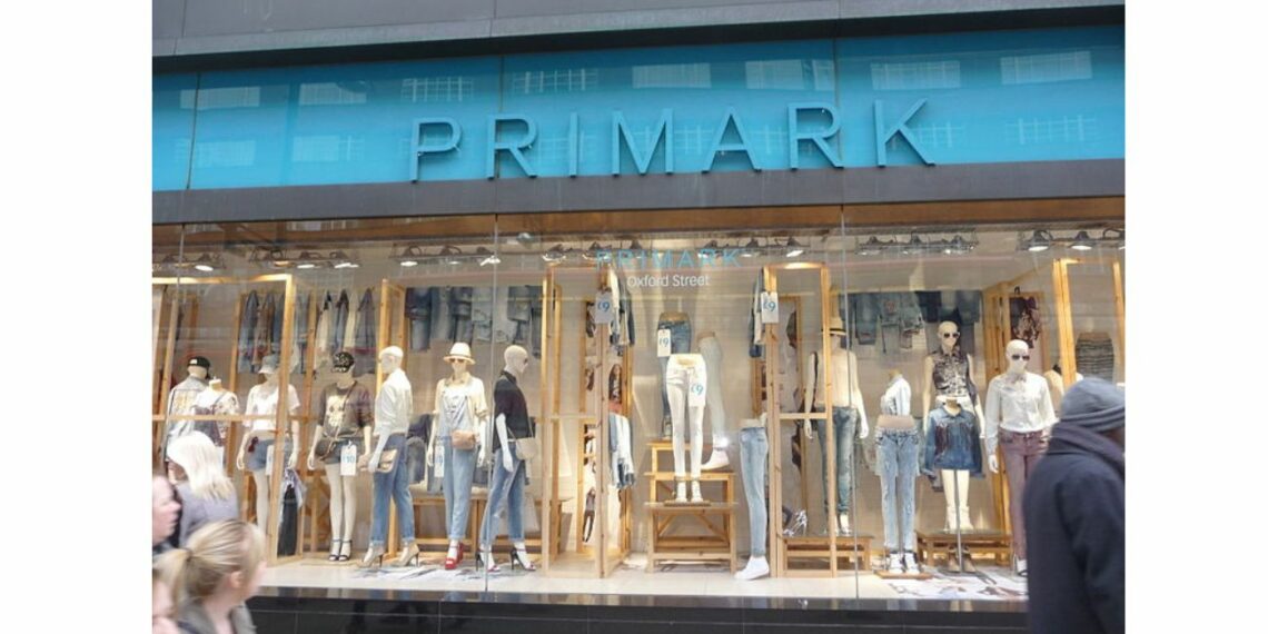 Primark clona las chanclas de una firma de lujo por solo 8 euros