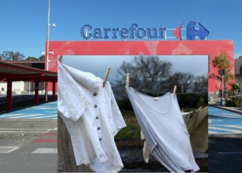 Ahorra en Carrefour tendedero XXL plegable de 3 niveles en oferta
