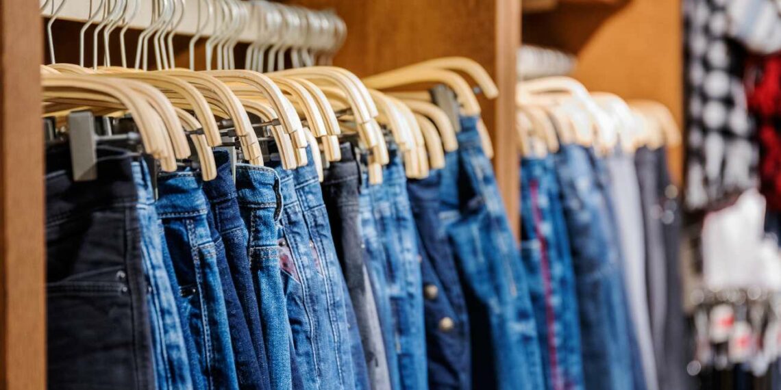 Lefties presenta los jeans culotte la prenda esencial para un otoño lleno de estilo por menos de 18 Euros