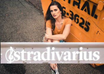 Las deportivas estilo Vans que triunfan en Stradivarius por solo 20€