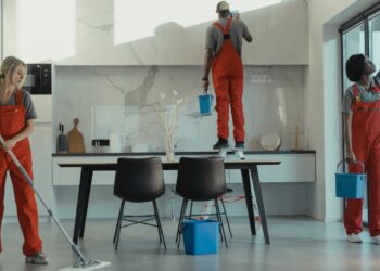 Cómo acceder a las nuevas ofertas del SEPE para trabajar en limpieza en toda España