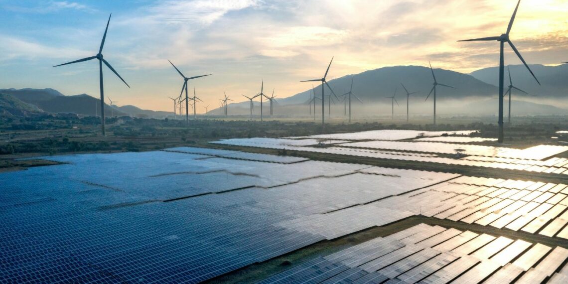 Exceso de producción solar: precios bajos y el desafío para las inversiones