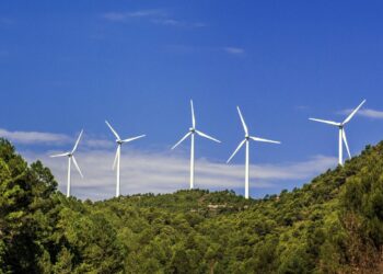 Inversión millonaria en renovables para fortalecer la industria española