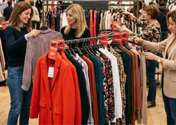 Pedro del Hierro rebaja cientos de prendas de mujer